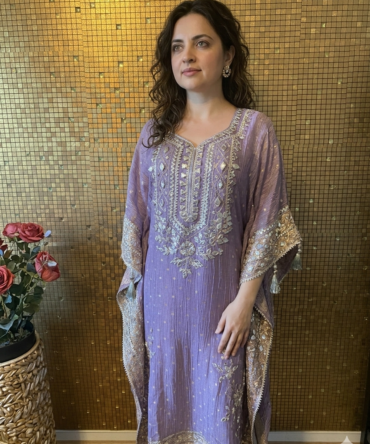 Purple kaftan with embroidery