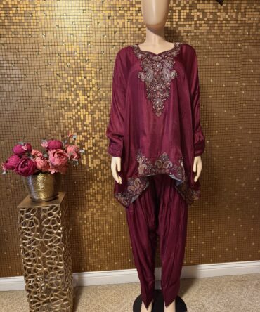 Maroon Farsi pant style