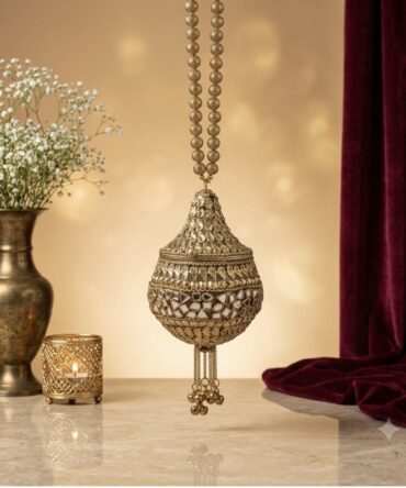 Beautiful kundan purse