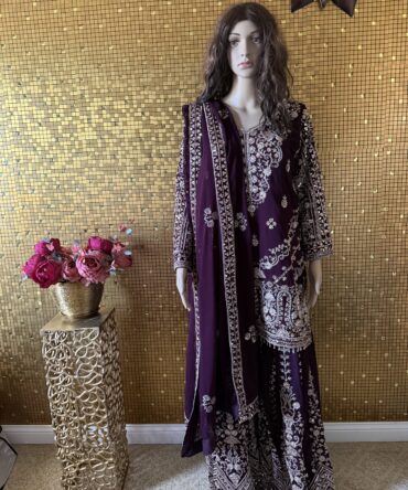 Beautiful dark purple palazzo