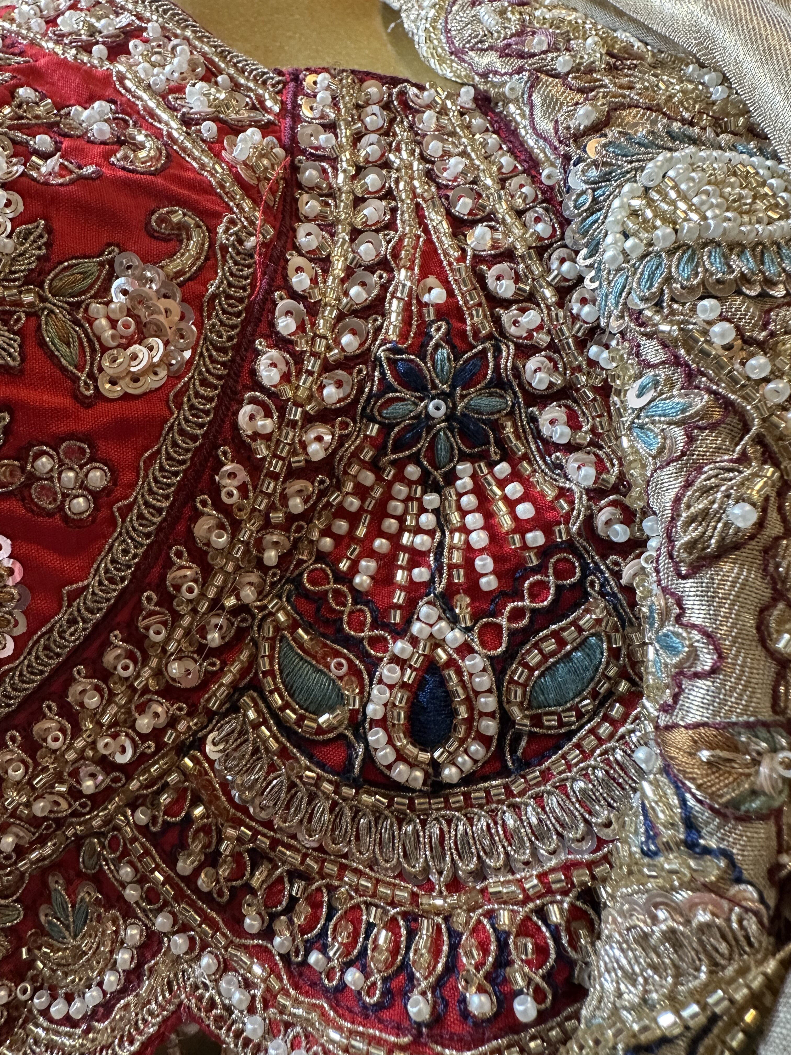 Stunning Ivory biege color saree - Image 6