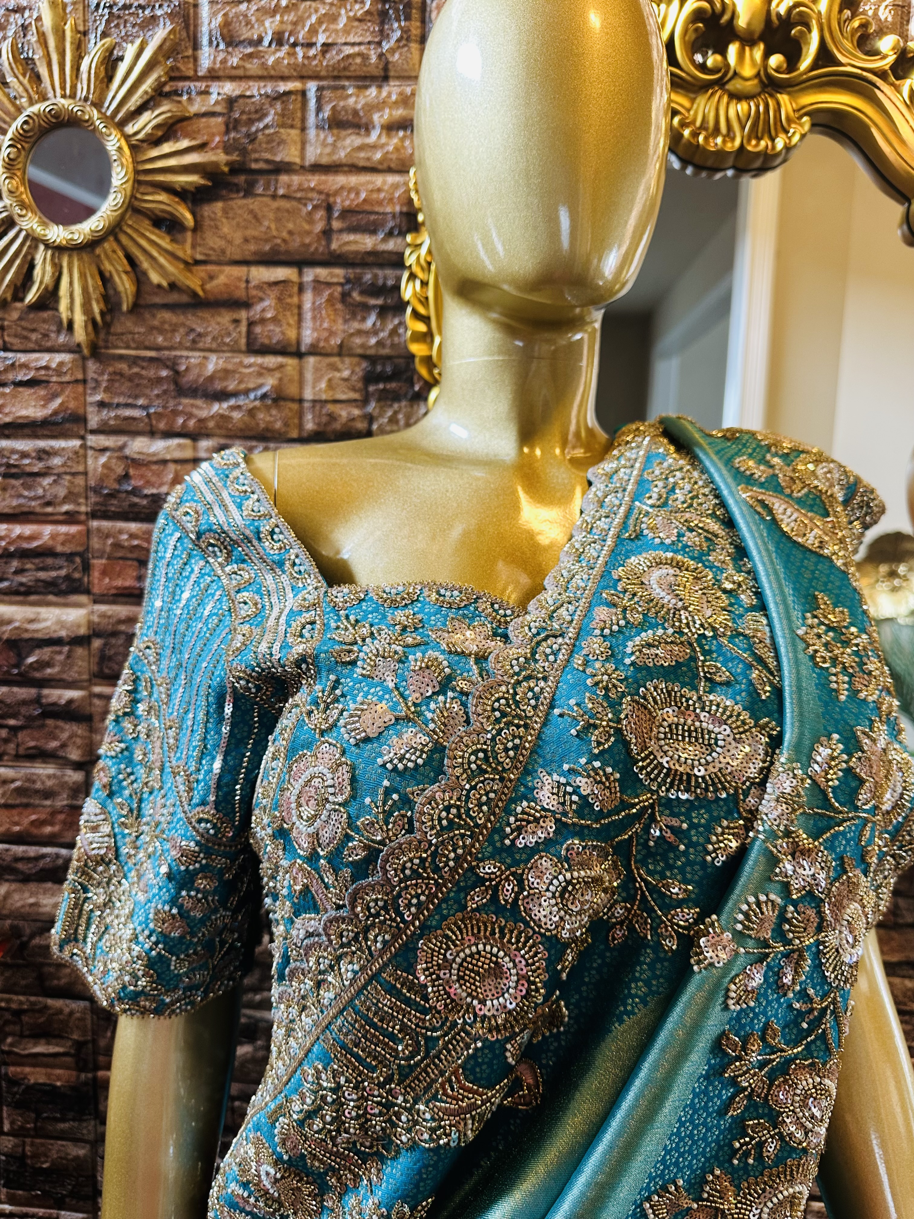 Stunning blue saree - Image 3