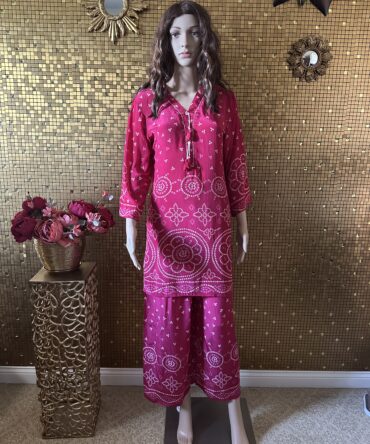 Beautiful cord set with bandhani print