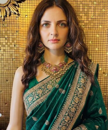 Beautiful necklace set
